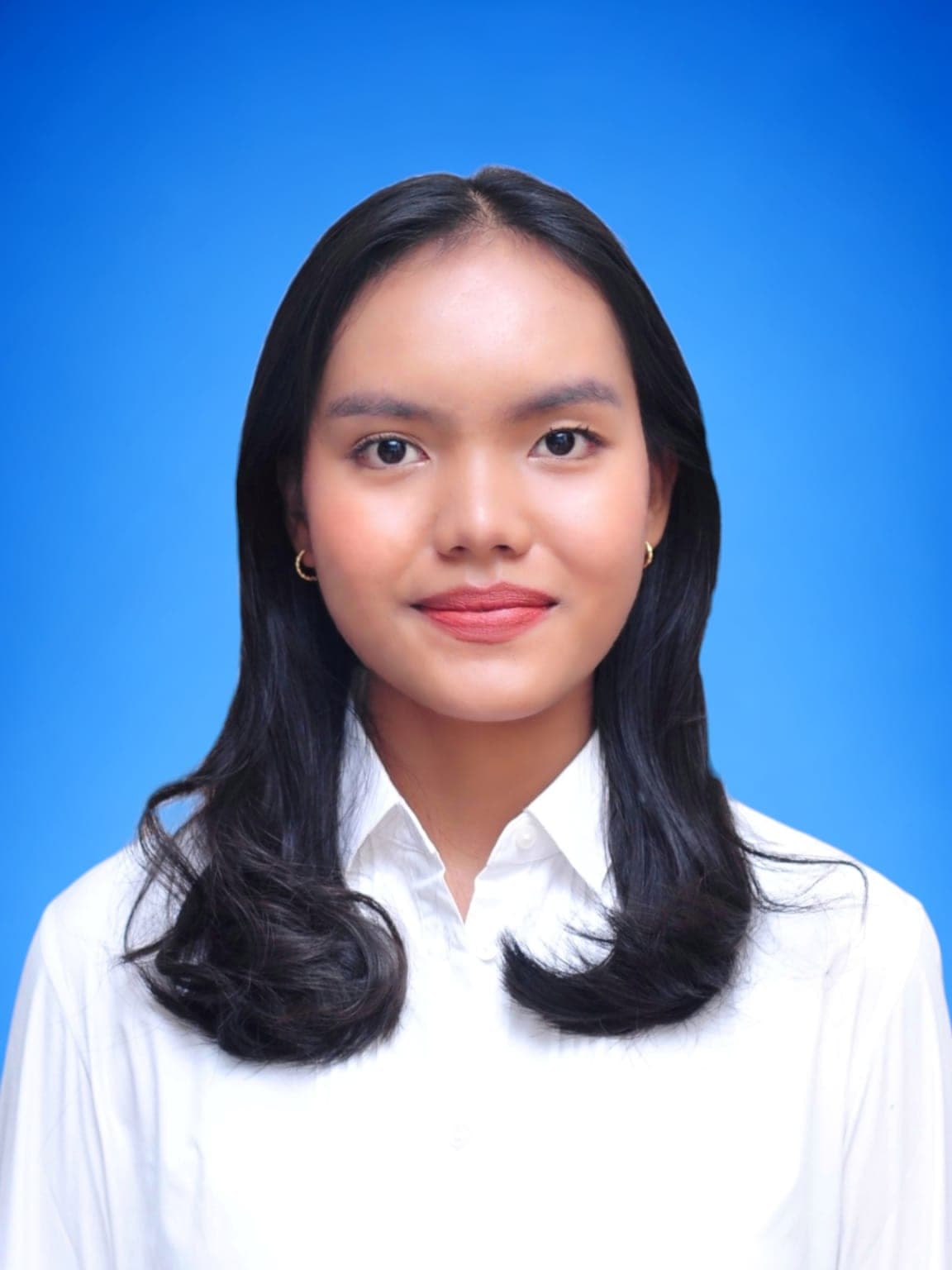 Foto produk headshot formal wanita untuk kebutuhan profil kerja